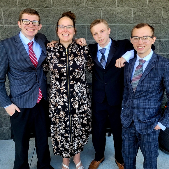 Meet your Posher, Sarah - Picture 14 of 16